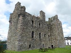 MacLellan's Castle